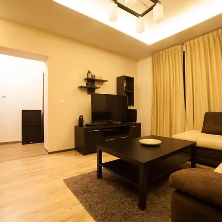Apartament мити